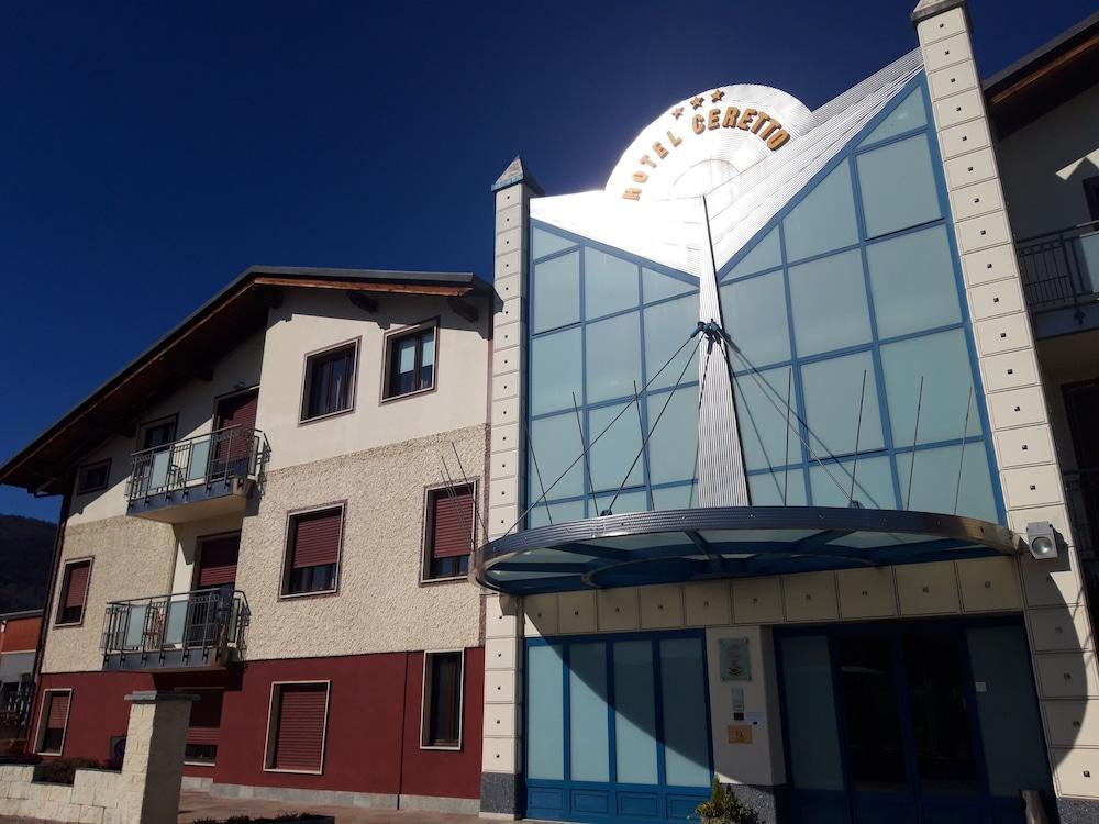 Hotel Ceretto Busca ภายนอก รูปภาพ